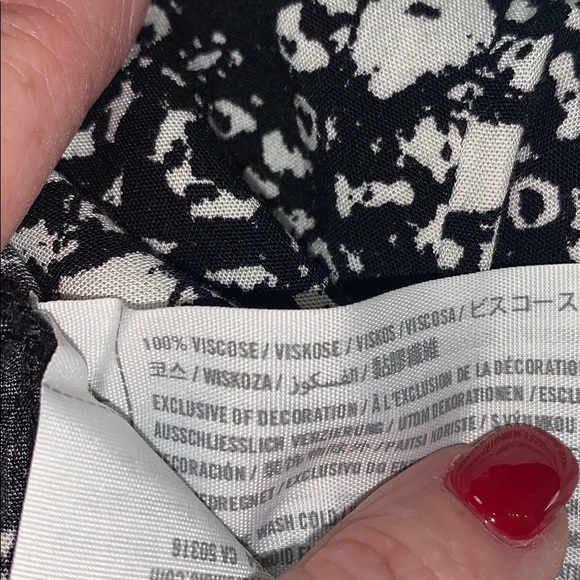 Abercrombie & Fitch Silky, Zip Up Top / Jacket EC - Picture 5 of 5